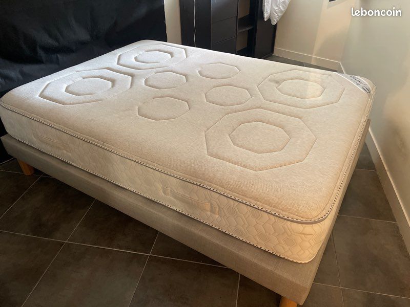 Matelas + Sommier (image 1)