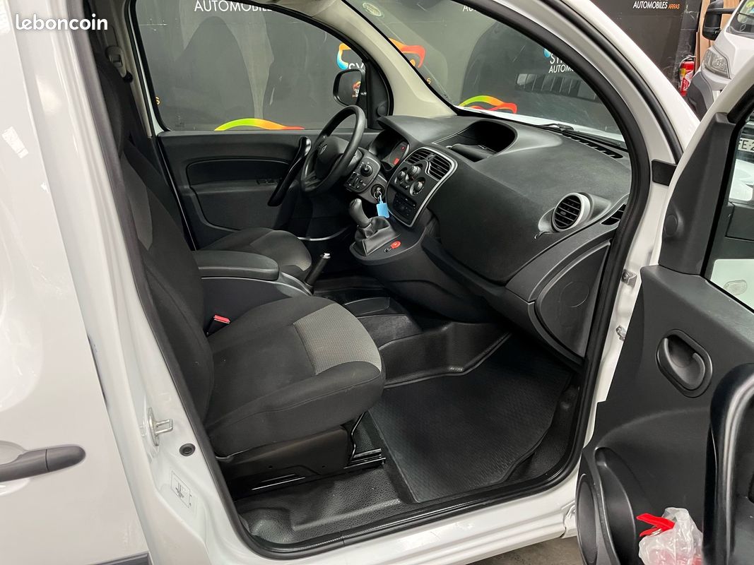 Kangoo maxi grand volume EXTRA R-LINK 1.5 dci 95 ch 103.541 km 9.658 ht (11.590 ttc) (image 2)