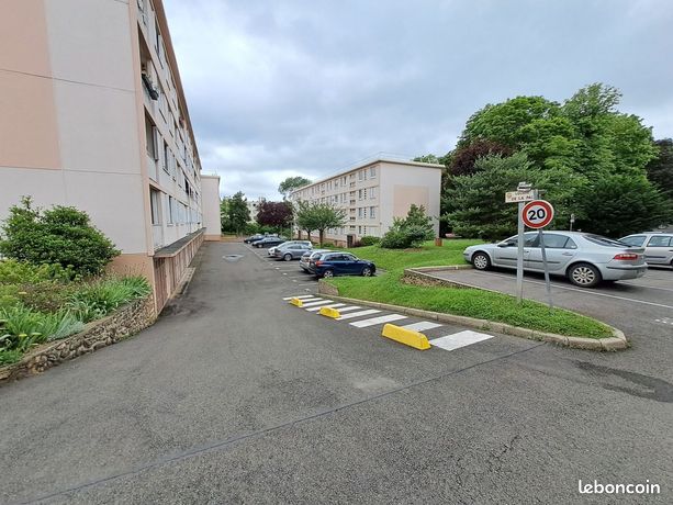 Parking/box 12 m² CROSNE