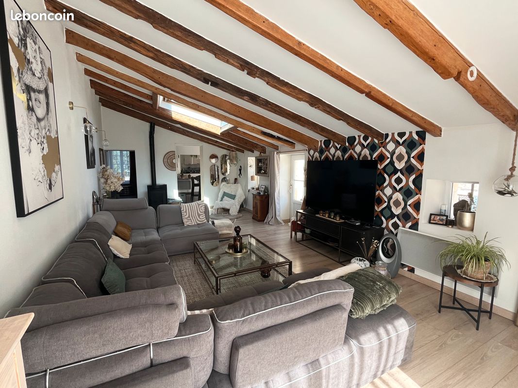 Maison 6 pièces 141 m² · à Saint-Agnant · 141 m² · 295 000 €