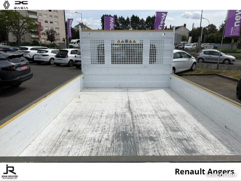Renault Master CCb RJ3500 L2 2.3 Blue dCi PAF AR court 130ch Confort 29570 HT (image 21)