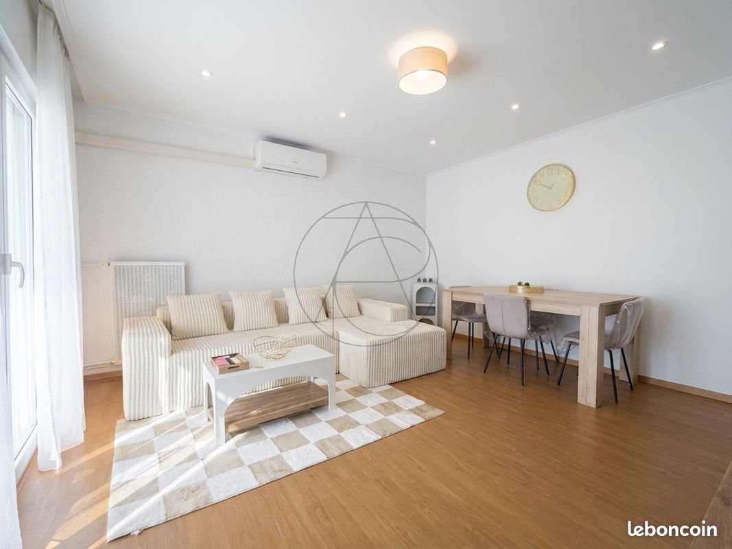 Appartement 2 pièces 54 m² · à Marseille · 54 m² · 110 000 €