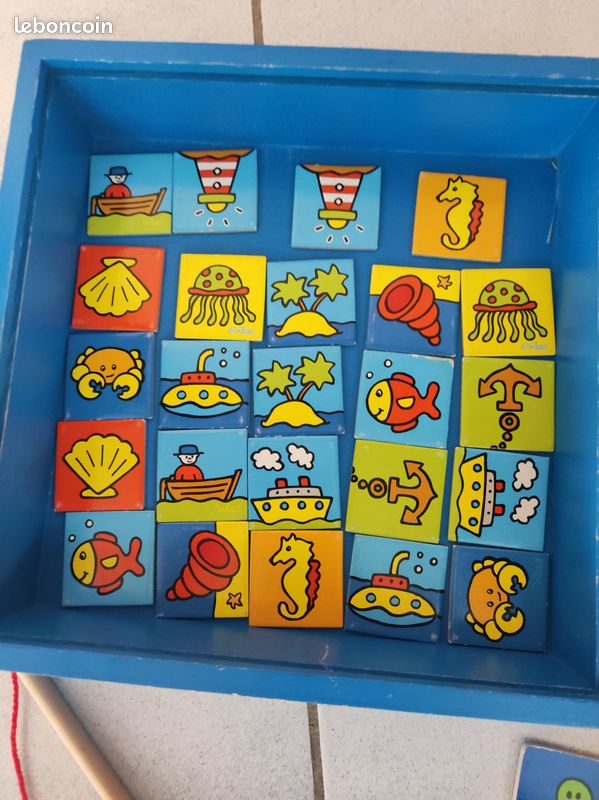 Vilac Tavuleur Une Journée Bien Remplie – Jeu De Société En Bois Pour Apprendre L'Heure – Dès 6 Ans