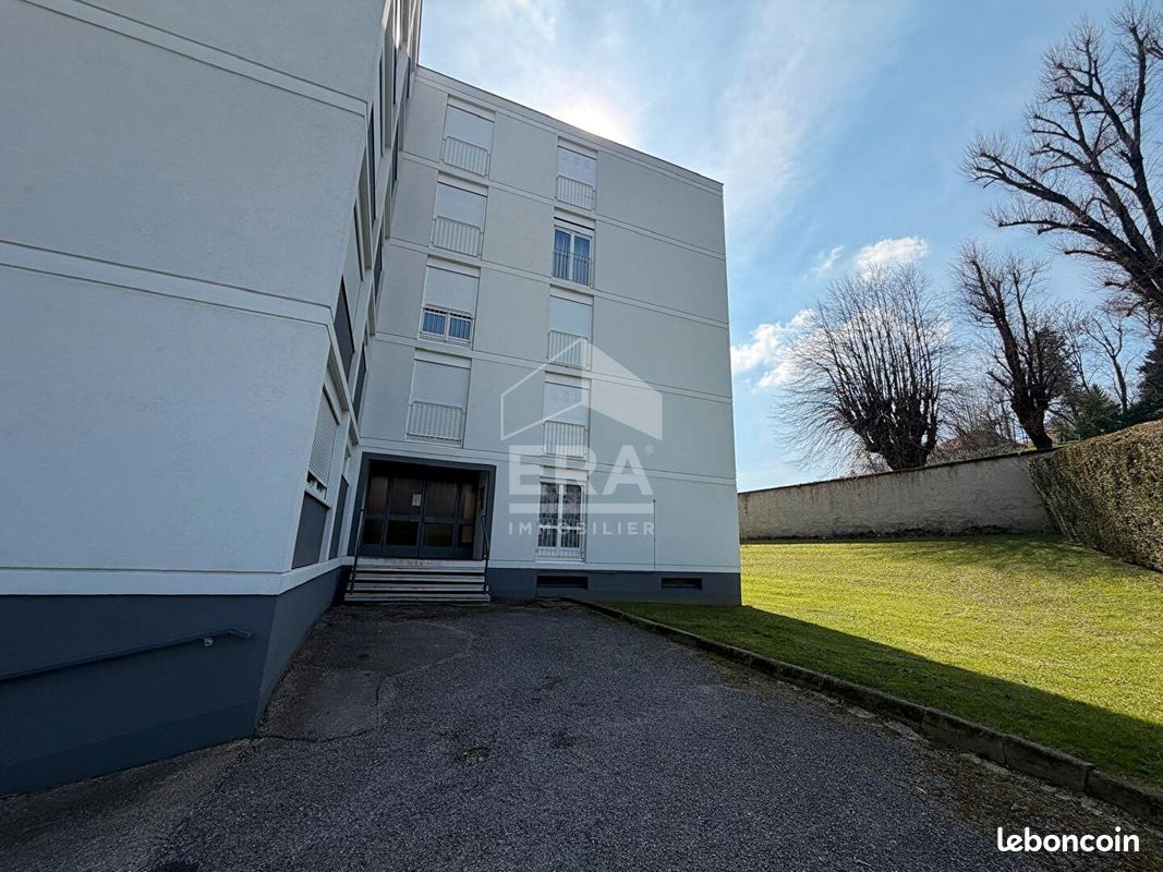 Appartement 3 pièces 60 m² · à Voiron · 60 m² · 104 000 €