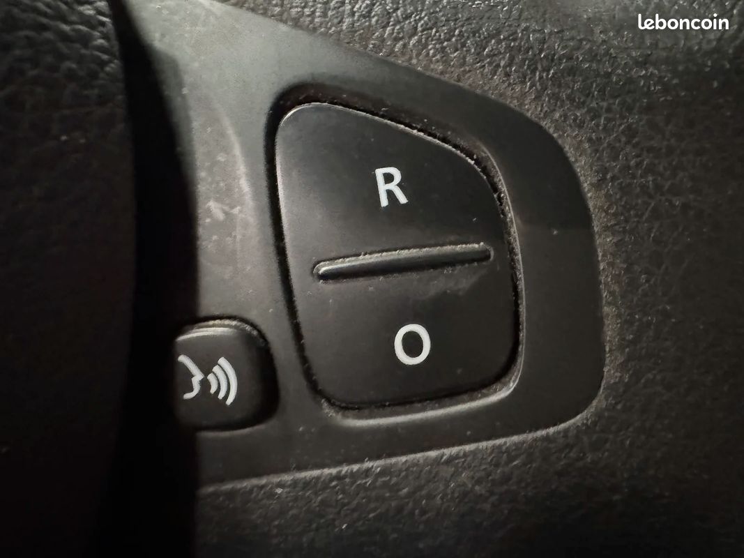 Renault TRAFIC 6 PLACES 140CH + Moteur à Chaine + Entretien OK (image 19)