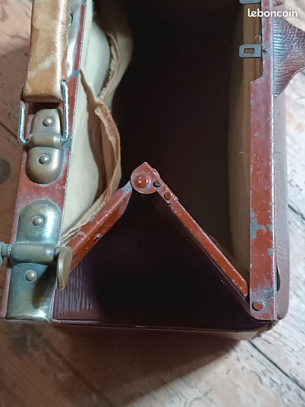Ancienne petite mallette, valise de médecin (image 8)