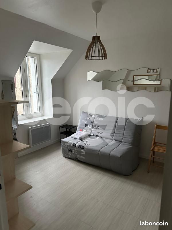 Appartement 1 pièce 18 m² · à Orléans · 18 m² · 366 €
