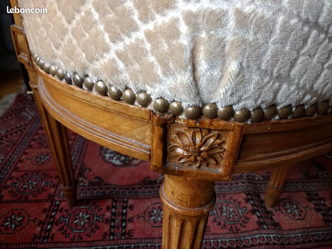UNE PAIRE de CHAISES EPOQUE LOUIS XVI - DOSSIER en LYRE (image 3)