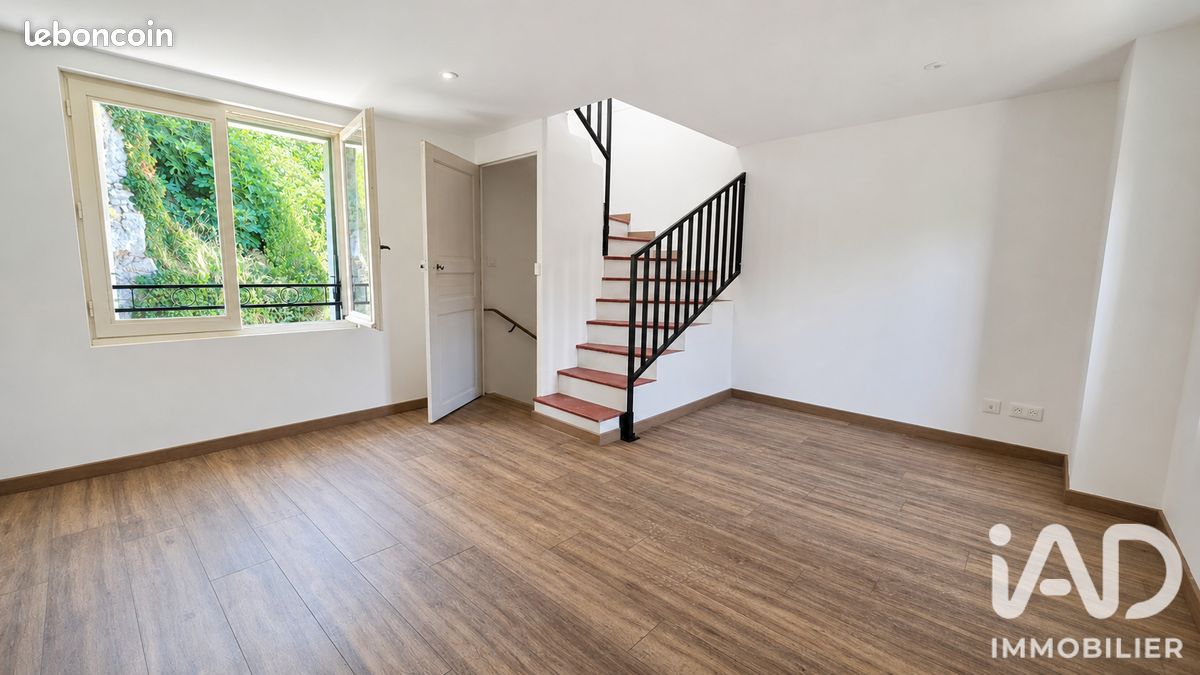 Maison 3 pièces 49 m² · à Puissalicon · 49 m² · 650 €