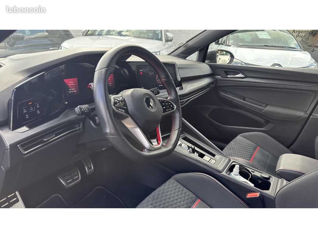 VOLKSWAGEN GOLF 2.0 TSI - 300 - BV DSG 7 VIII BERLINE GTI Clubsport PHASE 1 (image 14)