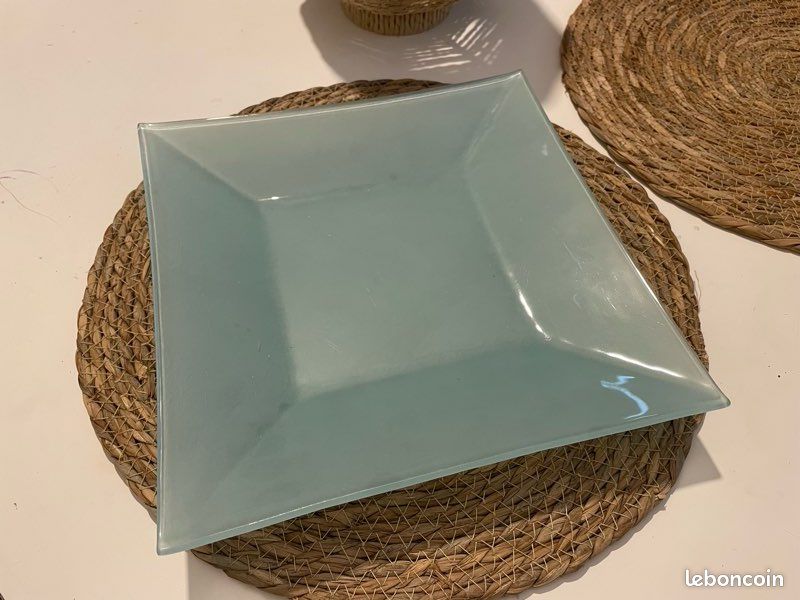 Lot de 3 grandes assiettes carrées (image 2)