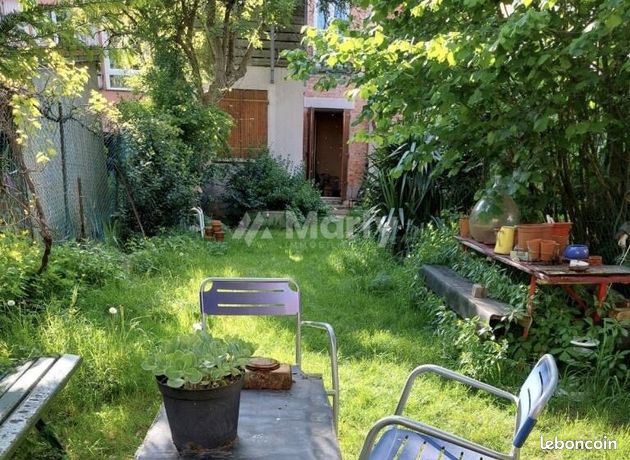 Studio 1 pièce 26 m²