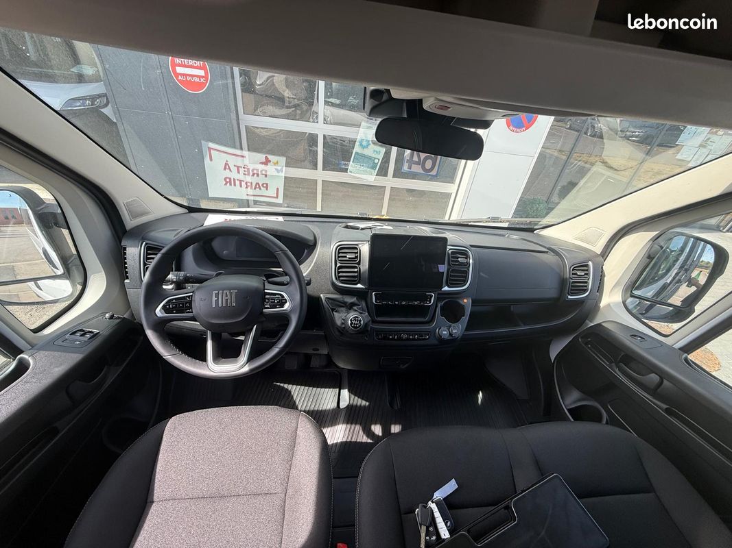 FIAT DUCATO L2H2 TPMR – Véhicule neuf – 9 Places / Jusqu'à 4 fauteuils roulants – Disponible immédiatement (image 5)