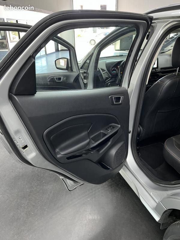 Ford EcoSport 1.0i (image 13)