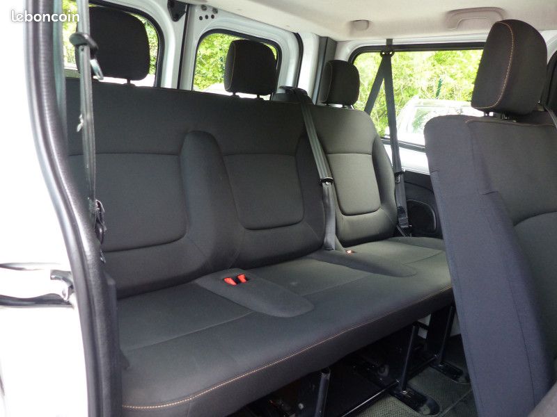 Renault TRAFIC III COMBI L1 1.6 DCI 125CH ENERGY LIFE 9 PLACES (image 10)