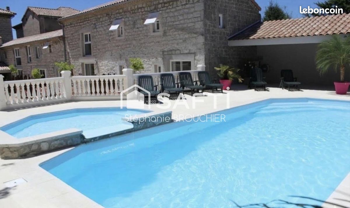 Appartement 3 pièces 46 m² · à Ruoms · 46 m² · 165 000 €
