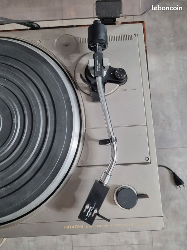 Belle platine vintage Hitachi HT-320 (image 8)