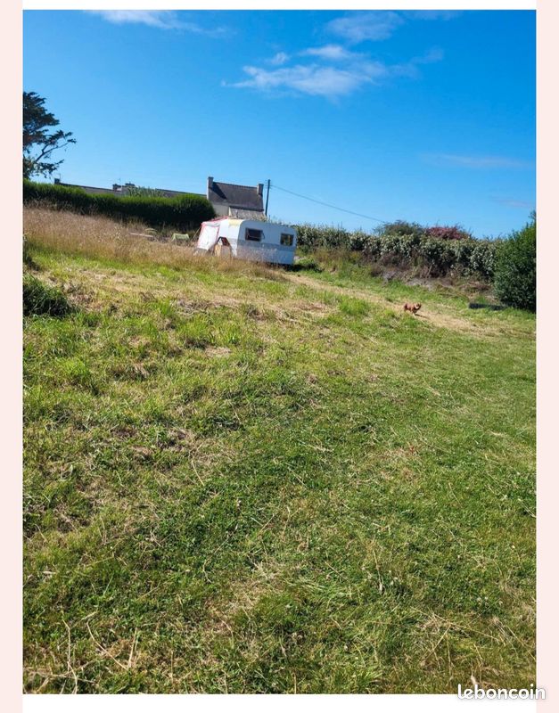 Terrain de loisirs · à Kerlouan · 20 000 €
