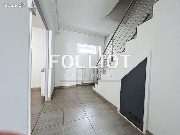 https://img.leboncoin.fr/api/v1/lbcpb1/images/14/0a/54/140a541214b72b19ce74227d230e0e97b1396aa5.jpg?rule=ad-image