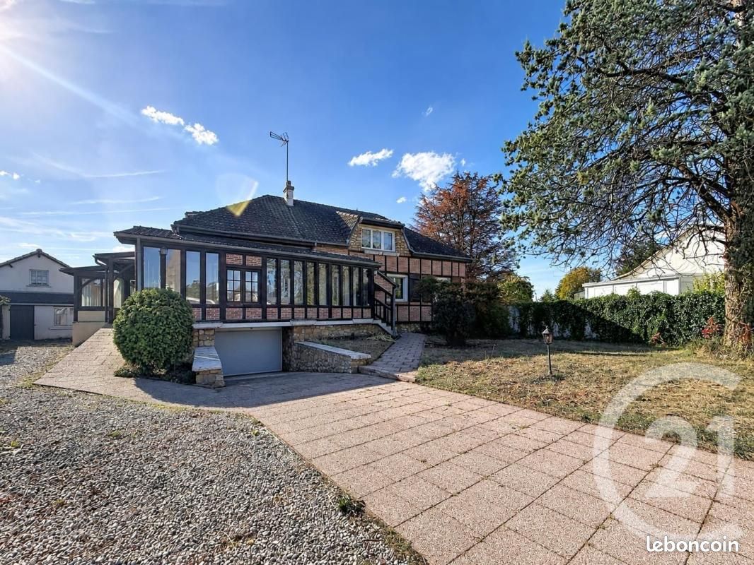 Maison 6 pièces 154 m² · à Ménestreau-en-Villette · 154 m² · 192 600 €