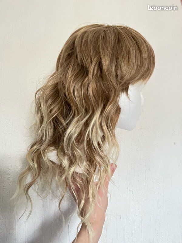 Perruque Longue Blonde Dégradé Réaliste - Longueur 65 Cm Synthétique - Bonnet Offert - Wigfolie