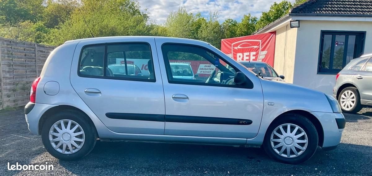 Renault Clio 1.5 DCI 80 CONFORT AUTHENTIQUE (image 6)
