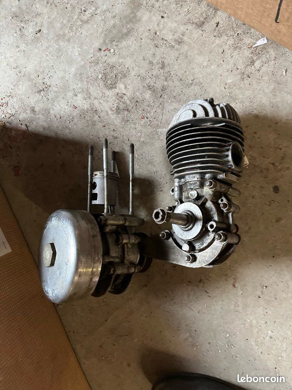 Lot Moteur motobecane (image 2)