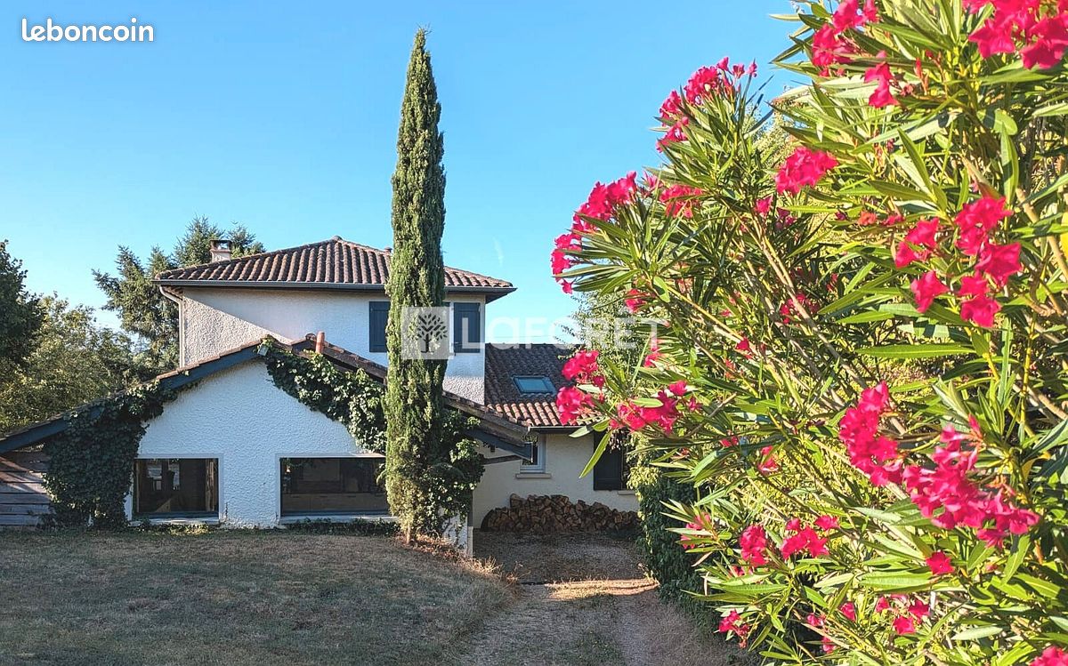 Maison 6 pièces 167 m² · à Massieux · 167 m² · 545 000 €