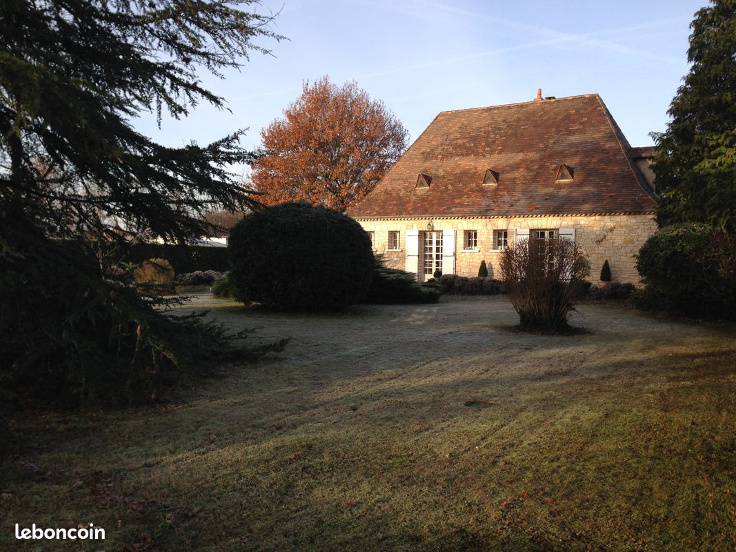 Maison 6 pièces 170 m² · à Sanilhac · 170 m² · 390 000 €