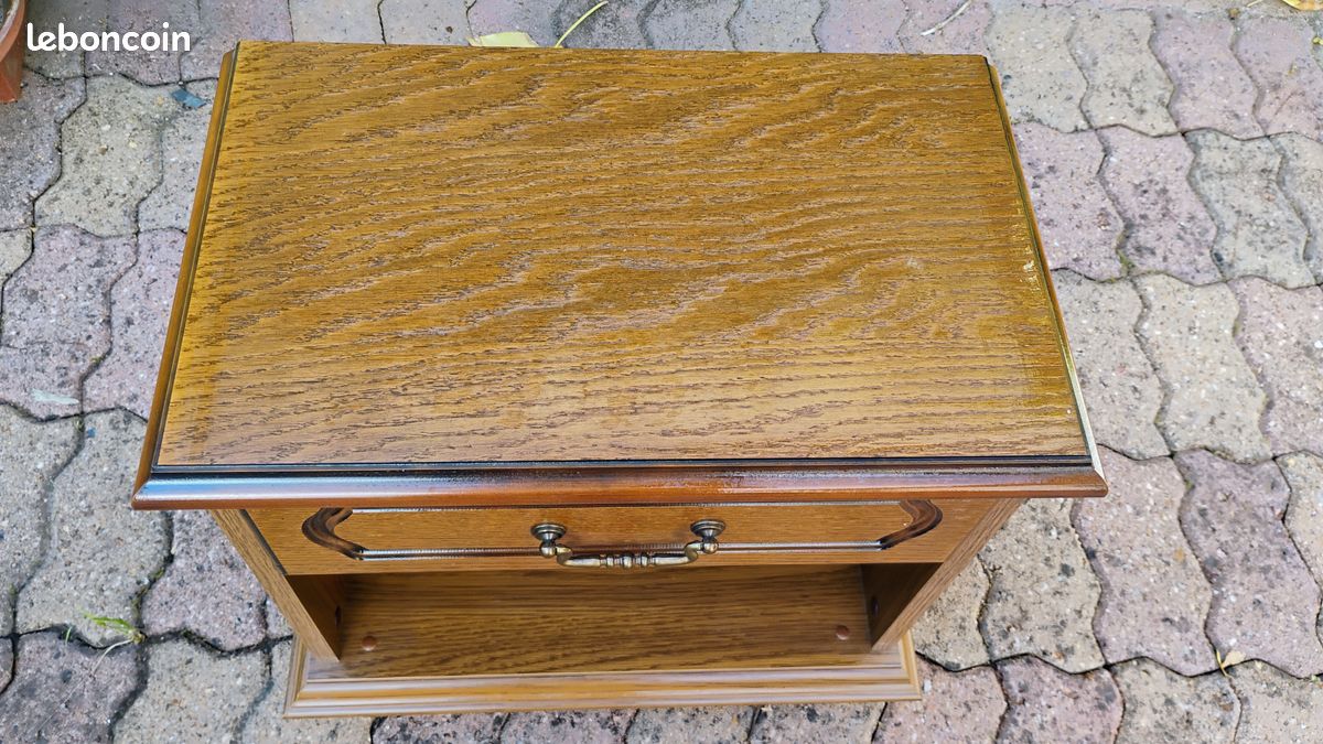 Table de nuit (image 2)