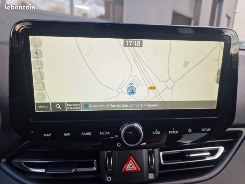 Hyundai i30 SW 1.0 T-GDi 100ch Creative DCT-7 (image 20)