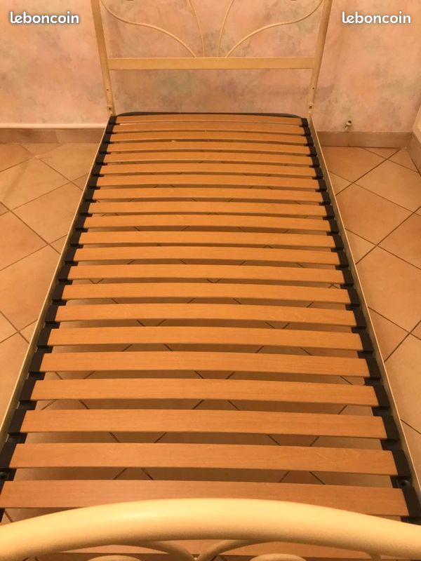 Lit romantique fer couleur ivoire + Matelas 190x90 (image 3)