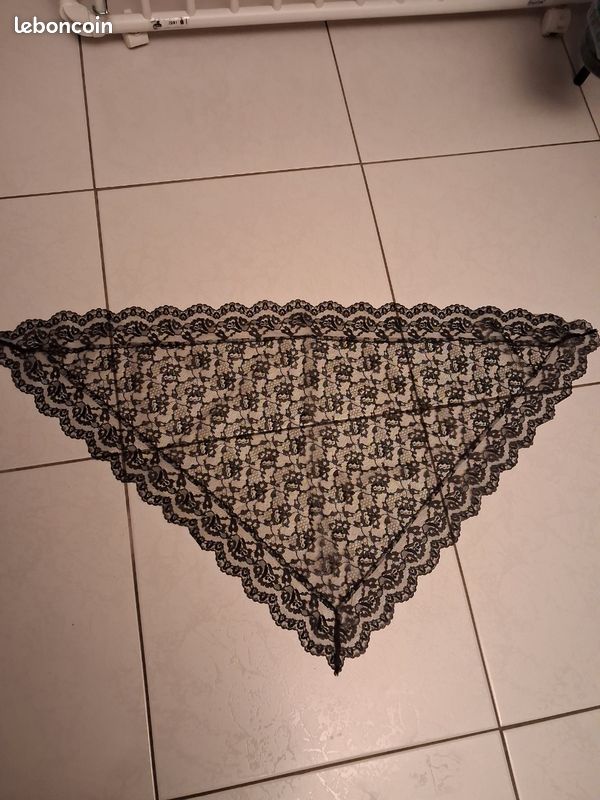 Foulard Grande Taille En Viscose Solide Avec Dentelle - 190 X 95 Cm - Neuf Avec Étiquettes - Choix De Couleur