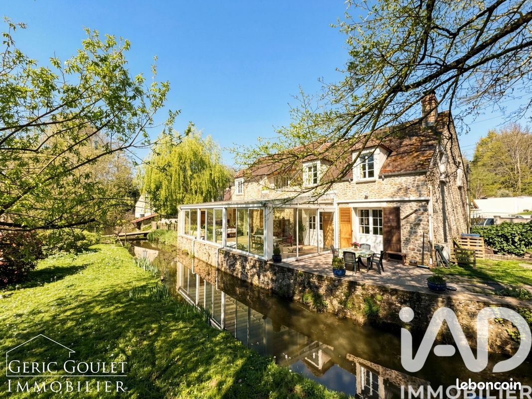 Maison 5 pièces 214 m² · à Rochefort-en-Yvelines · 214 m² · 630 000 €