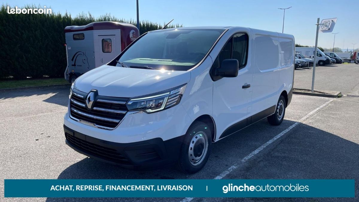 SAS MOUREY - RENAULT-TRAFIC-Trafic L1H1 2800 Kg 2.0 Blue dCi - 130 III  Fourgon Grand Confort L1H1 PHASE 3 FLEX 3 ANTILOPE VAN