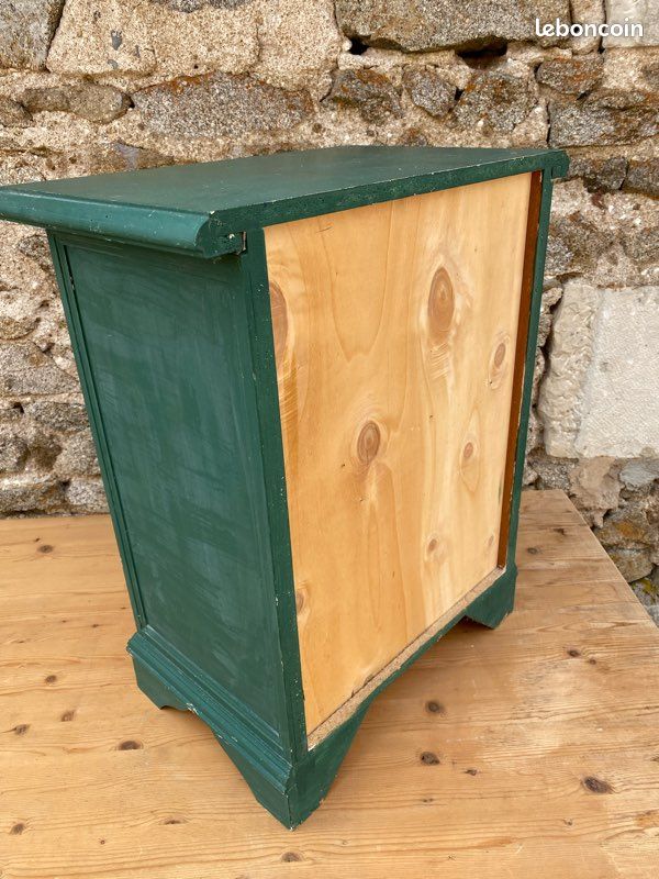 Table de nuit (image 2)