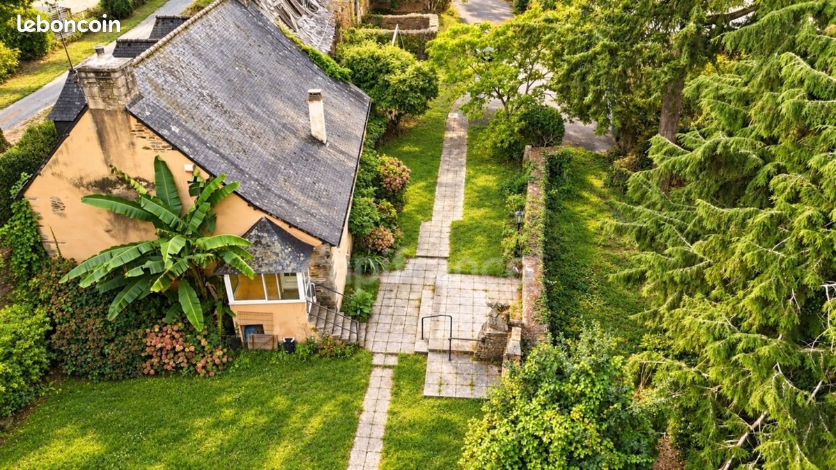 Maison 7 pièces 164 m² · à Spézet · 164 m² · 201 400 €