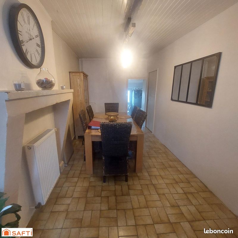 Maison 5 pièces 101 m² · à La Chapelle-Saint-Ursin · 101 m² · 158 000 €
