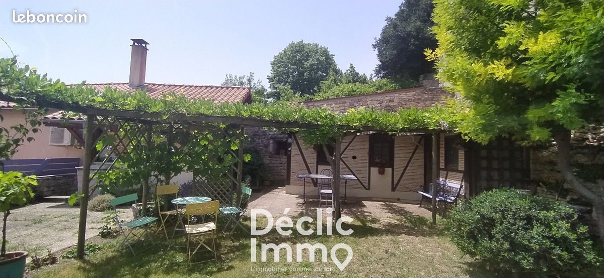 Maison 7 pièces 145 m² · à Ruffec · 145 m² · 137 800 €