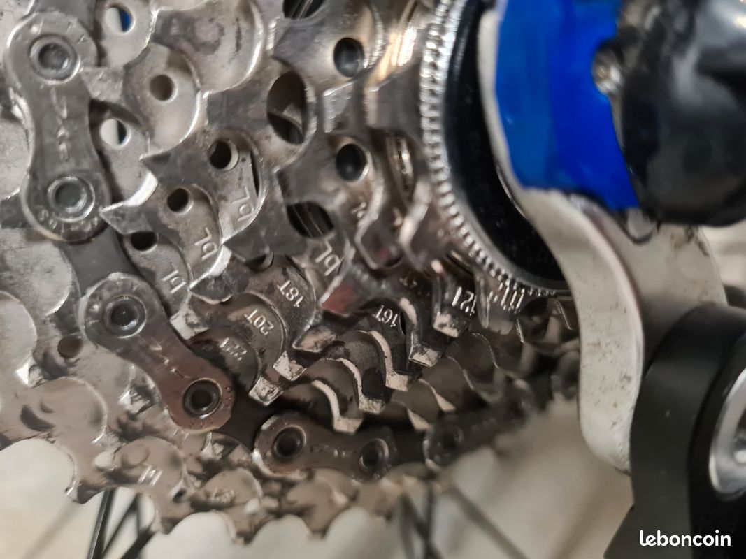 Velo de route Pinarello (image 10)