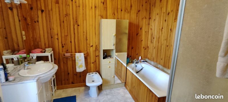 Maison de village 7 pièces 236 m² - Terres-de-Haute-Charente 16270 La Péruse (image principale 11)