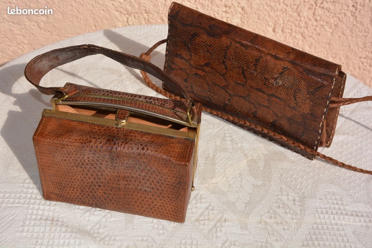 Sac à Main Vintage BESTINI Style Peau De Serpent/crocodile - Cuir Rouge, Porté épaule, Occasion En Très Bon état