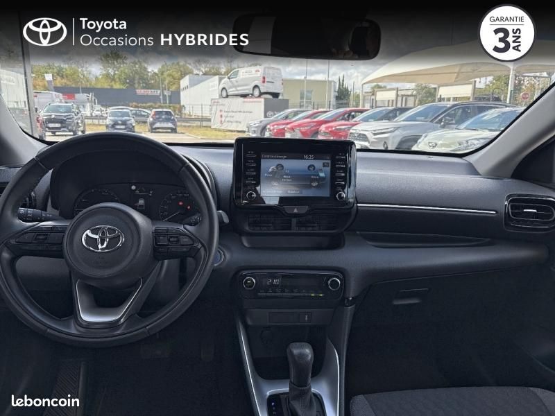 Toyota Yaris 116h Dynamic 5p MY22 (image 8)
