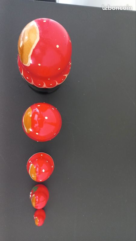 Poupées Russes Matriochka Rouges Faites Main Par Orlova - Pièce Unique Artisanale