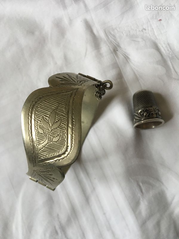 Broche épée celtique | épinglette argentée vintage | Épingle à