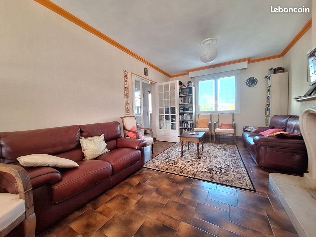 Maison 8 pièces 164 m² · à Le Mans · 164 m² · 315 000 €