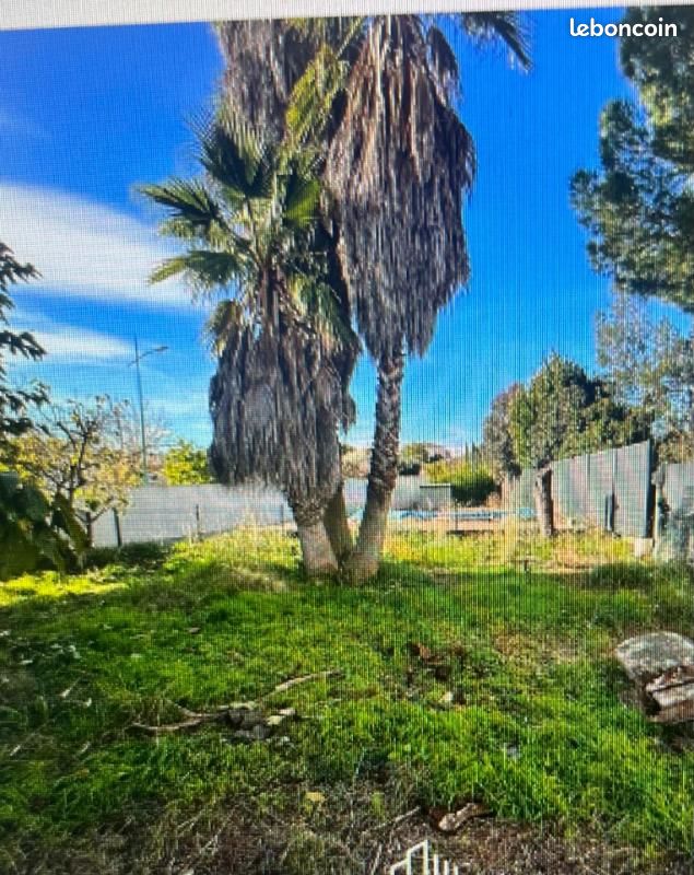 Terrain 400 m² · à Teyran · 210 000 €