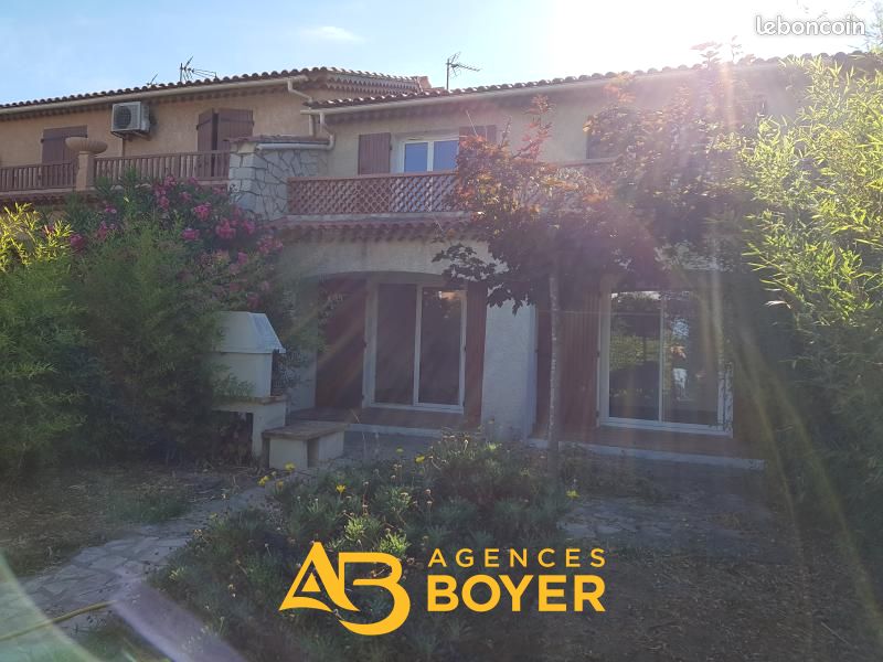 Maison 5 pièces 92 m² · à Six-Fours-les-Plages · 92 m² · 1 590 €