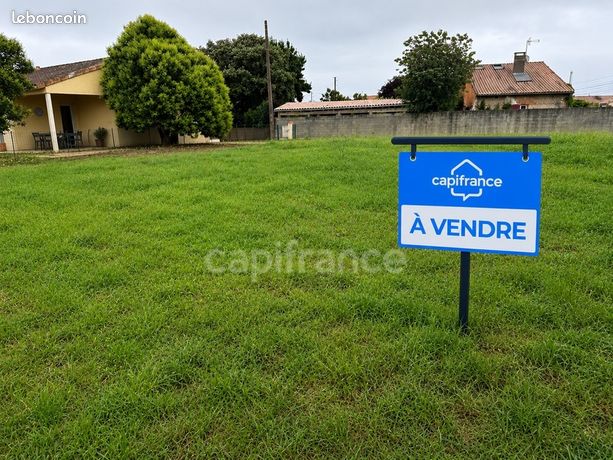 Terrain 945 m² Merville