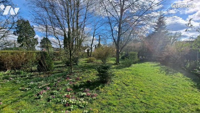 Terrain 1660 m² BAVAY